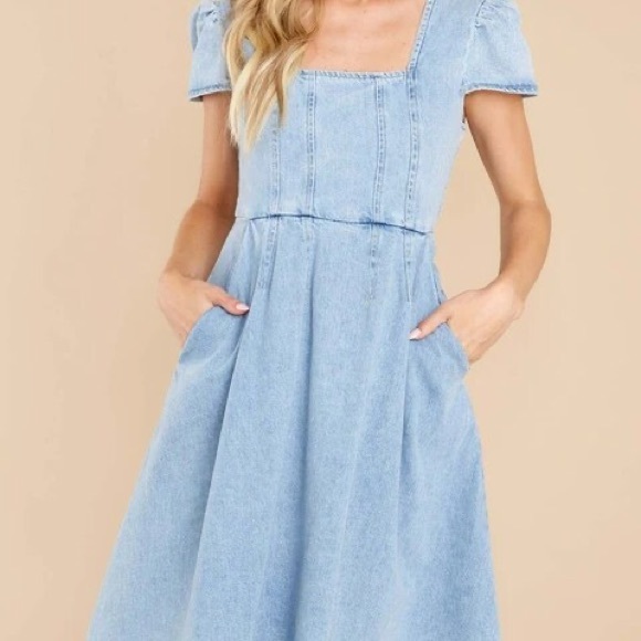 Molly Bracken Alice Light Wash Denim Dress - XS - Picture 3 of 6